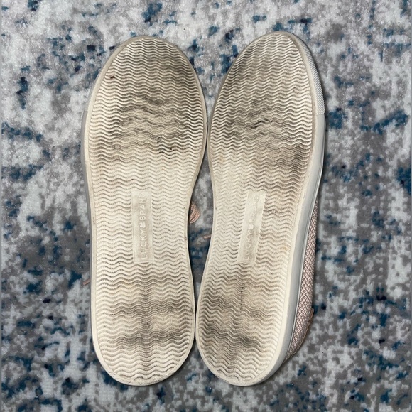 Like New: Lucky Brand Luika Woven Sneaker - Picture 5 of 6